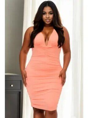 Plus Size Ruched Bodycon Mini Dress